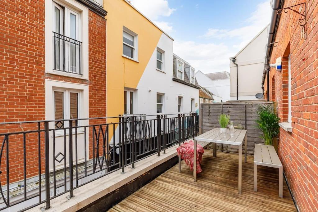 Birch South Lanes - Super 2 Bed Duplex With South Terrace Appartement Hove Buitenkant foto